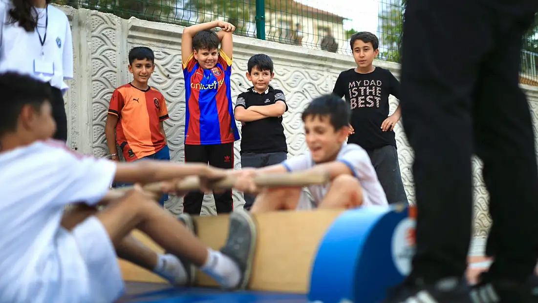 Keban Su ve Balık Festivali'nde Geleneksel Oyunlar Coşkusu