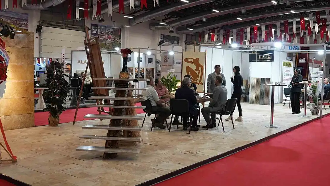 Elazığ'da İnşaat Fuarı Kapılarını Ziyaretçilere Açtı