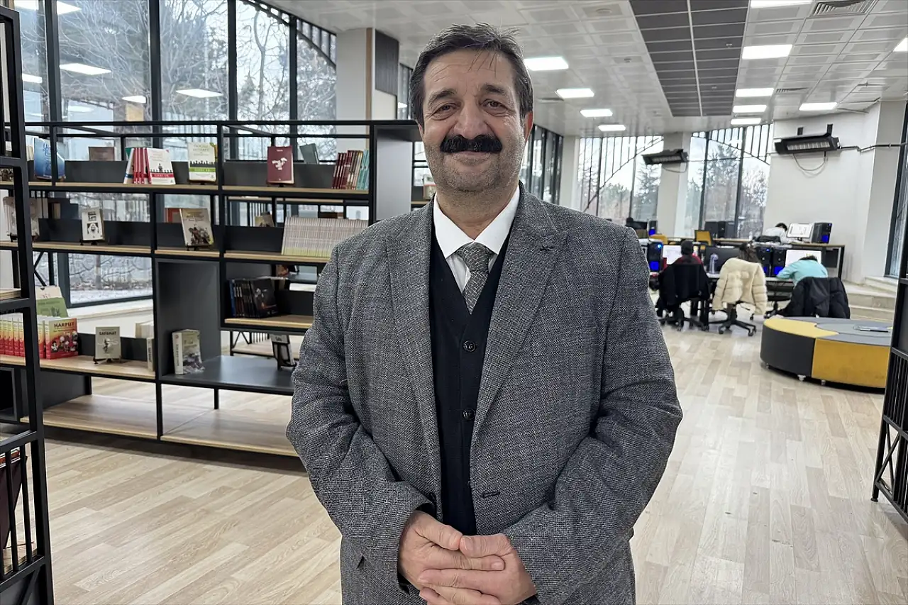 Elazığ'da Öğrenciler Modern Mahalle Kütüphanelerinde Geleceğe Hazırlanıyor