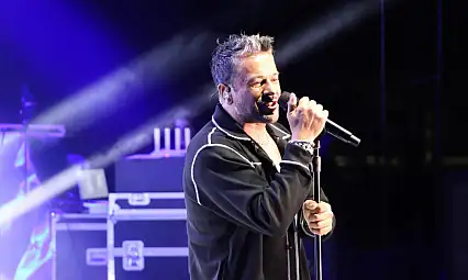 Fırat Üniversitesi 50. Yıl Festivali'nde Emre Altuğ Rüzgarı Esti