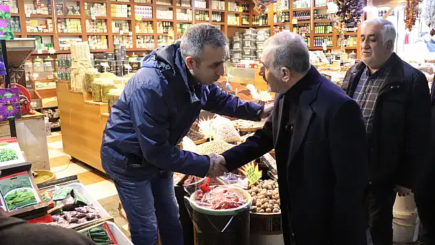 Başkan Alan'dan Bayram Öncesi Esnaf Ziyareti
