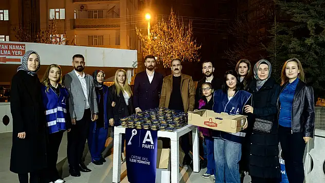 Başkan Ercan ve Heyeti Kandil Simidi İkramında Bulundu