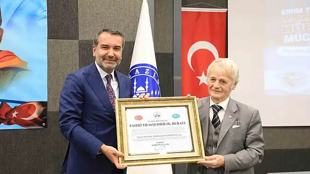 Başkan Şerifoğulları, Kırımoğlu'na 'Fahri Hemşehrilik Beratı' Takdim Etti