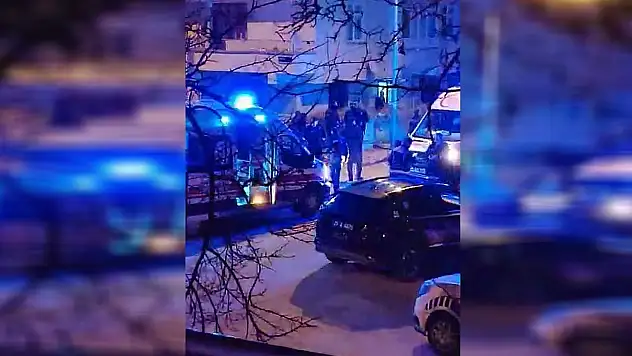 Bıçaklı Kavga:1 Yaralı