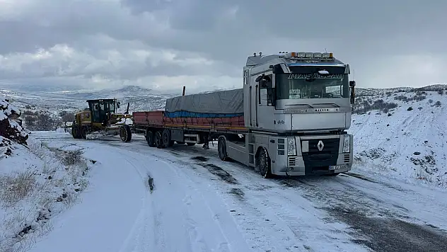 Elazığ'da 240 Köy Yolu Yeniden Ulaşıma Açıldı
