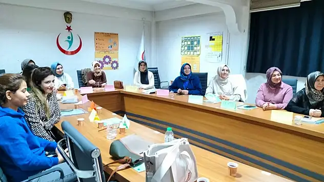 Elazığ'da Üreme Sağlığı İle İlgili Eğitim Düzenlendi