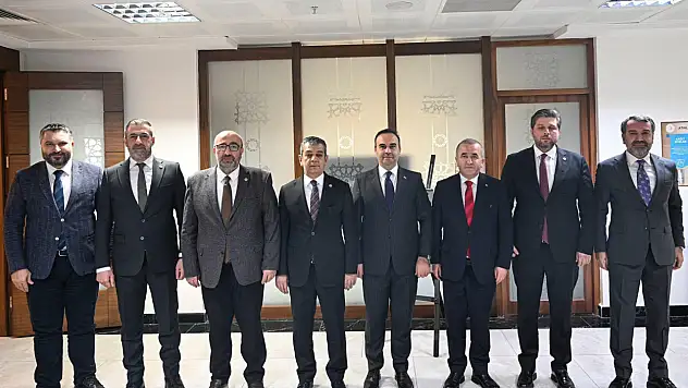 Elazığ İl Protokolü'nden, Sanayi ve Teknoloji Bakanı Kacır'a Ziyaret