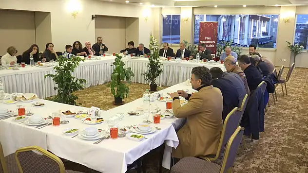 ELMİYAD ve Expres Basın Yayın İftar Programı