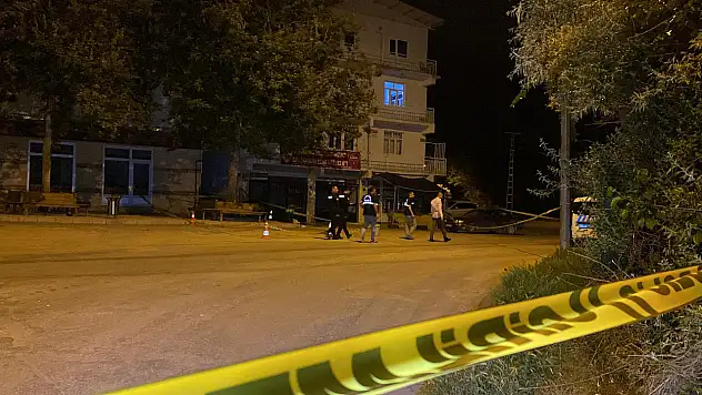 Husumetlilerine Pompalı Tüfekle Kurşun Yağdırdılar: 2'si Ağır 8 Yaralı