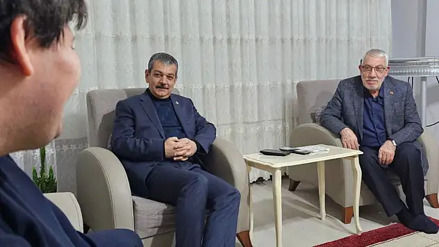 Milletvekili Erol Keleş, Doğukent Mahallesi'nde Gönül Sofrası'nda