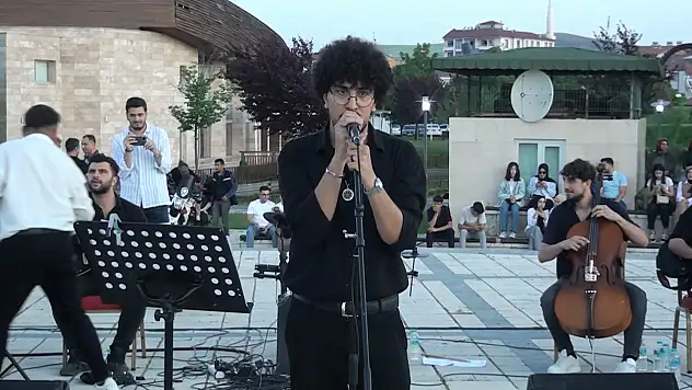 NERVES Grubu, İlk Konseri İle Beğeni Topladı