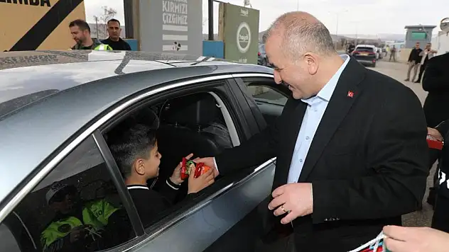 Vali Hatipoğlu Bayram Öncesi Uygulama Noktalarını Ziyaret Etti