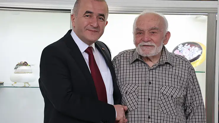 Vali Hatipoğlu Gazi Huzurevi'ni Ziyaret Etti