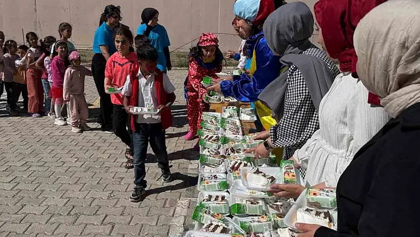 Elazığ'dan Van'a Anlamlı Etkinlik
