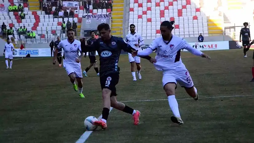 Karaman FK - Elazığspor Maçı 1-1 Beraberlikle Sona Erdi