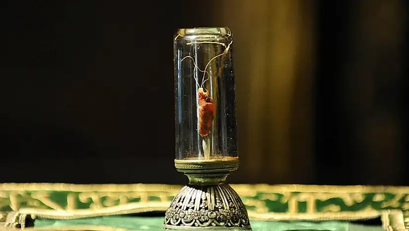 Sakal-ı Şerif ve Hırka-i Şerif Hazreti Ali Camii'nde Ziyarete Açılacak