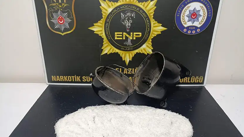 Buzdolabı Kompresörüne Saklanan Uyuşturucuyu Narkotik Köpeği Buldu