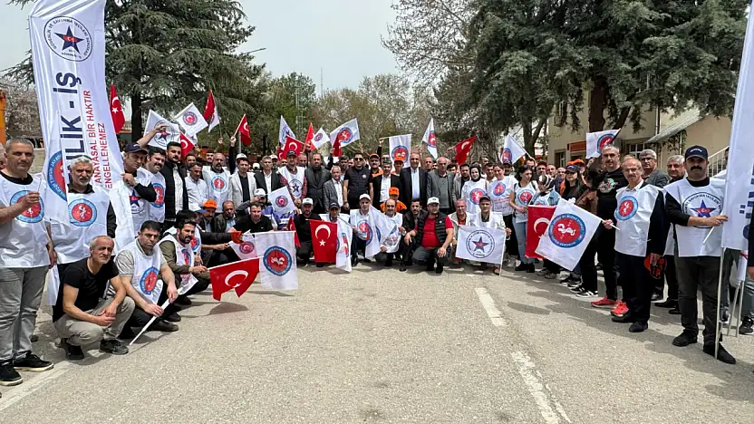 TÜRK-İŞ Elazığ Şubesi, 1 Mayıs'ta İşçi Hakları İçin Birlikte Mesaj Verdi